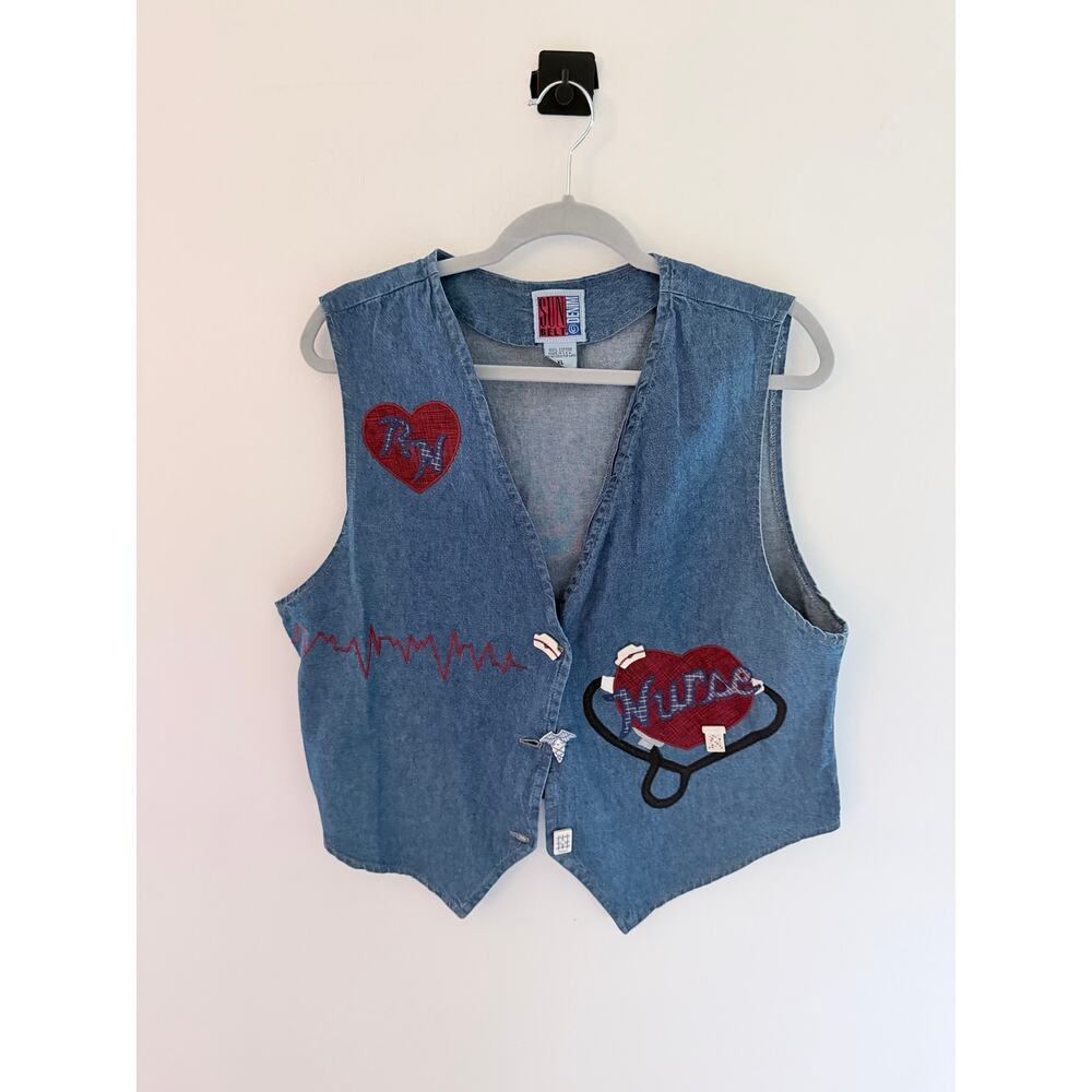 Vintage Sun Belt Nurse Themed Embroidered Heart Vest-Size XL